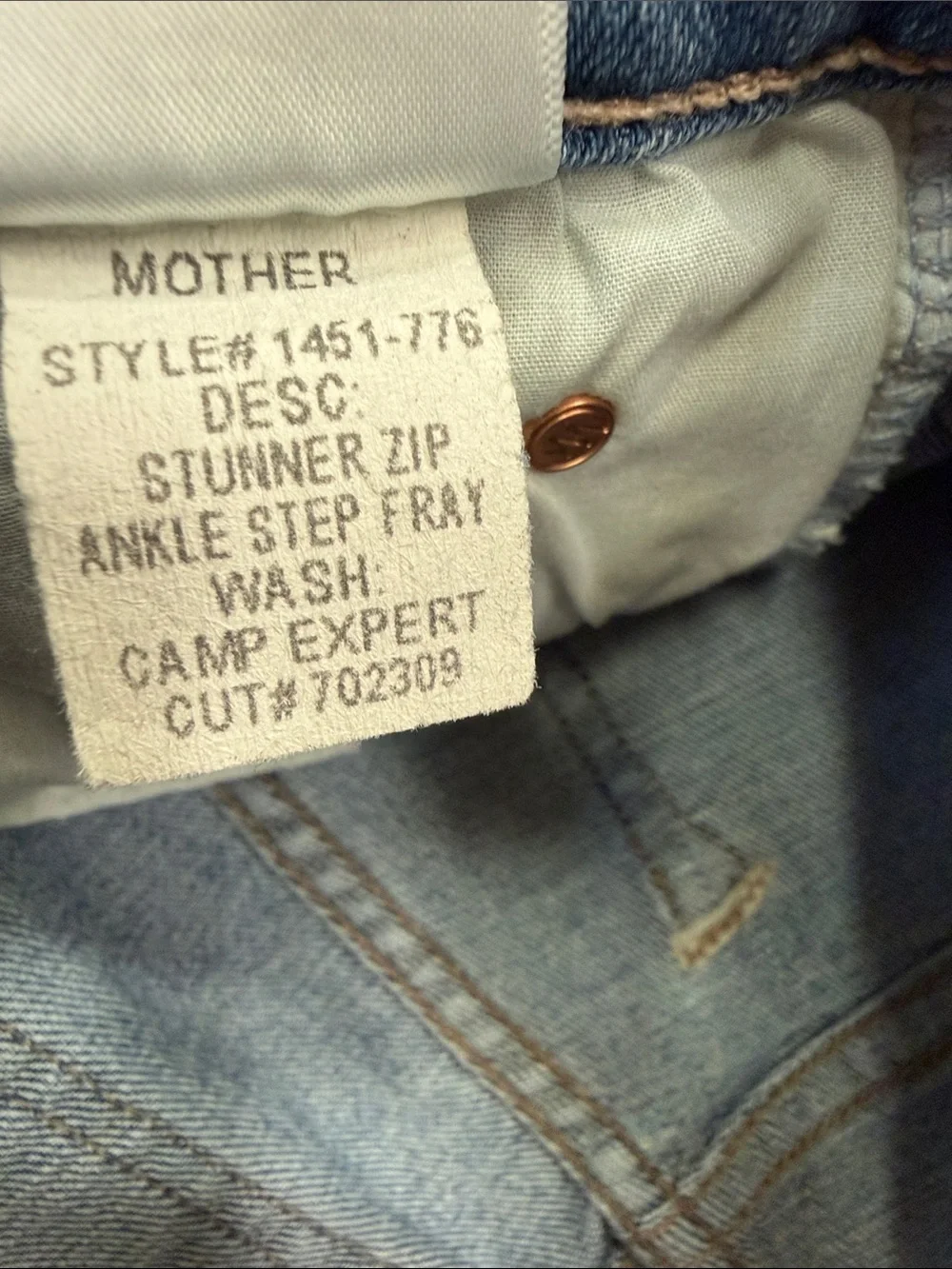 MOTHER The Stunner Zip Ankle Step Fray Jeans in Camp Expert Size 24